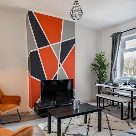 Hopetown Apartment-Modern 2 Bed With Free Parking Normanton  Exteriör bild